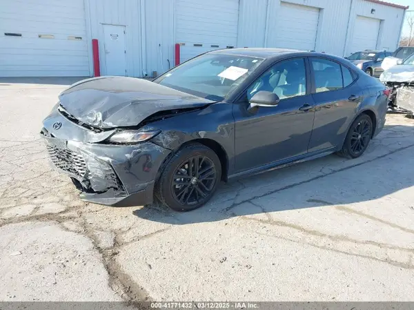 4T1DBADK5SU517816 2025 TOYOTA CAMRY - Image 2