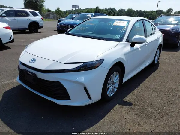 4T1DBADK5SU522465 2025 TOYOTA CAMRY - Image 2