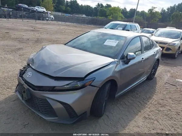 4T1DBADK5SU522756 2025 TOYOTA CAMRY - Image 2