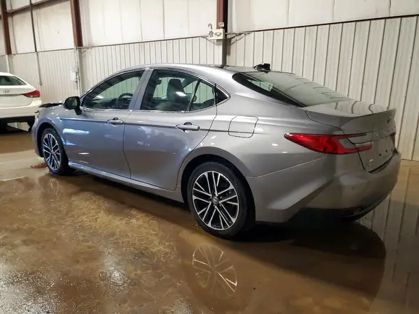 4T1DBADK5SU527679 2025 TOYOTA CAMRY - Image 2