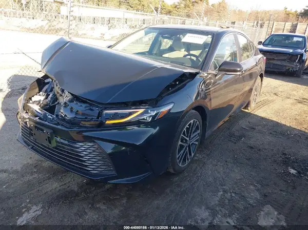 4T1DBADK5SU535667 2025 TOYOTA CAMRY - Image 2