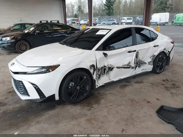 4T1DBADK5TU038362 2026 TOYOTA CAMRY - Image 2