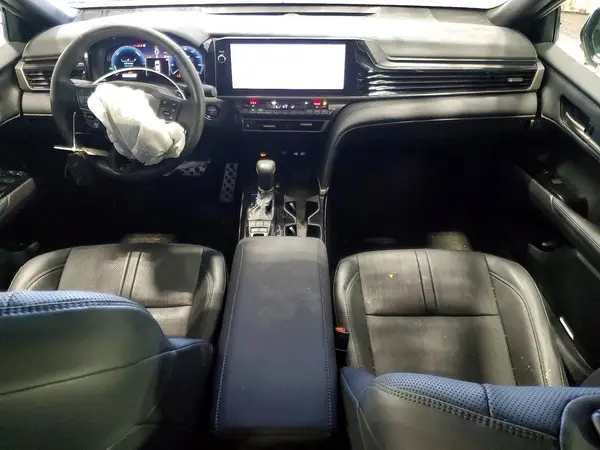 4T1DBADK6SU004395 2025 TOYOTA CAMRY - Image 8