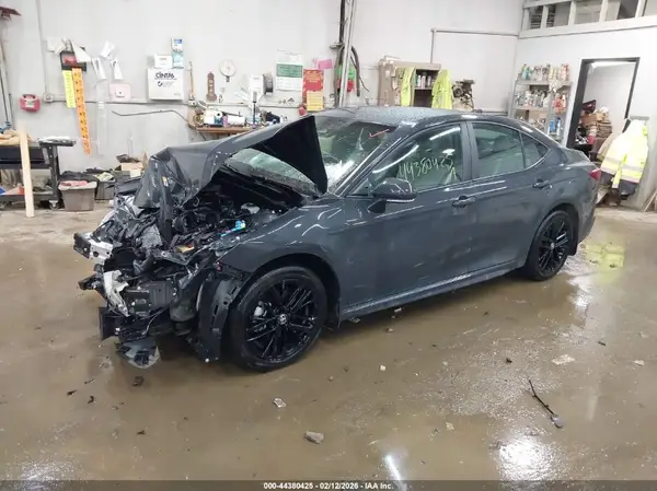 4T1DBADK6SU004929 2025 TOYOTA CAMRY - Image 2