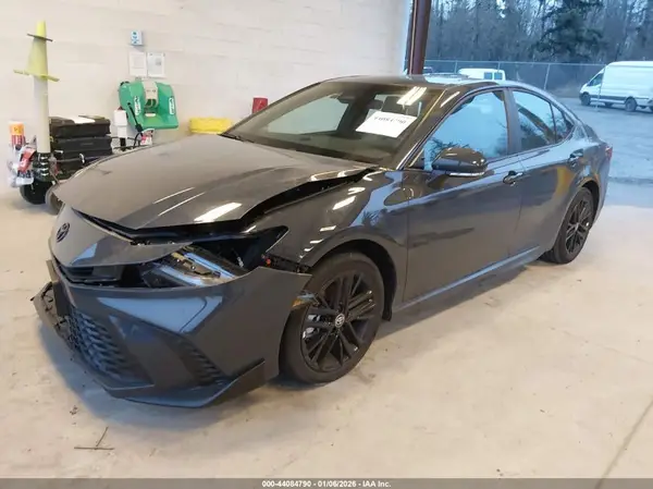 4T1DBADK6SU011590 2025 TOYOTA CAMRY - Image 2