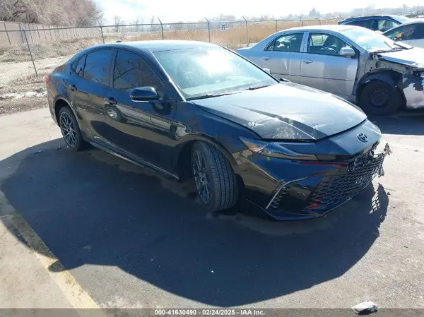 4T1DBADK6SU013923 2025 TOYOTA CAMRY - Image 1