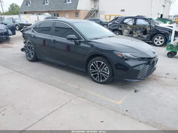 4T1DBADK6SU022282 2025 TOYOTA CAMRY - Image 1