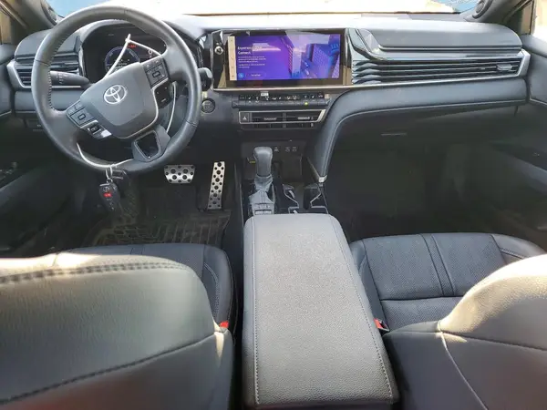 4T1DBADK6SU024162 2025 TOYOTA CAMRY - Image 8