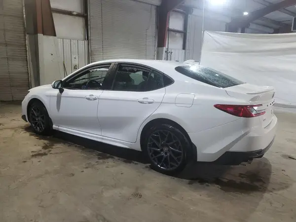 4T1DBADK6SU500328 2025 TOYOTA CAMRY - Image 2