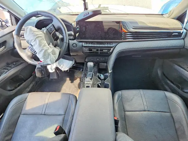 4T1DBADK6SU500619 2025 TOYOTA CAMRY - Image 8