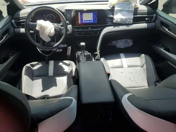 4T1DBADK6SU516125 2025 TOYOTA CAMRY - Image 8