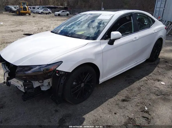 4T1DBADK6SU519011 2025 TOYOTA CAMRY - Image 2