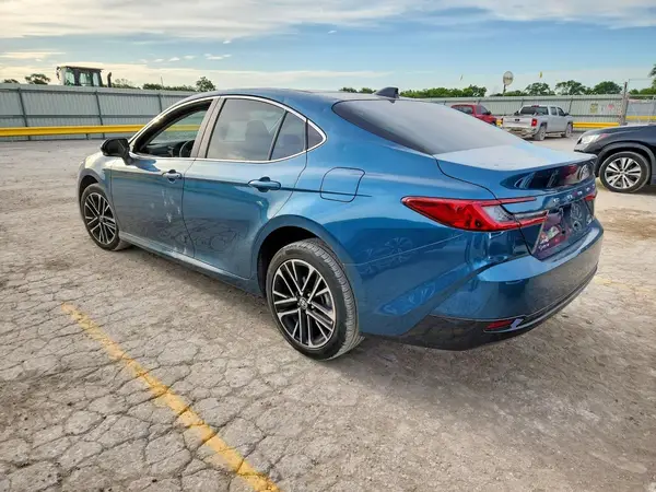 4T1DBADK6SU542126 2025 TOYOTA CAMRY - Image 2