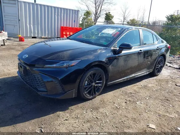 4T1DBADK7SU010027 2025 TOYOTA CAMRY - Image 2