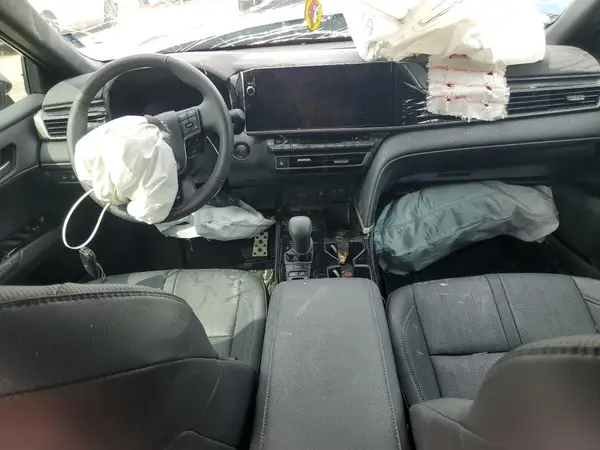 4T1DBADK7SU012943 2025 TOYOTA CAMRY - Image 8