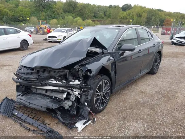 4T1DBADK7SU017527 2025 TOYOTA CAMRY - Image 2