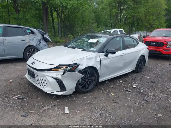 4T1DBADK7SU030519 2025 TOYOTA CAMRY - Image 2