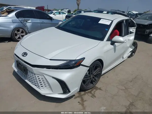 4T1DBADK7SU031251 2025 TOYOTA CAMRY - Image 2