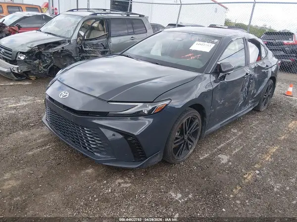4T1DBADK7SU506137 2025 TOYOTA CAMRY - Image 2
