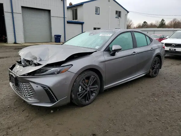 4T1DBADK7SU507501 2025 TOYOTA CAMRY - Image 1