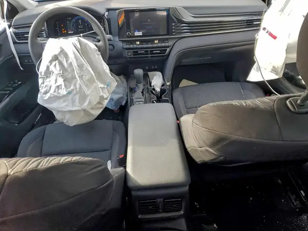 4T1DBADK7SU538098 2025 TOYOTA CAMRY - Image 8