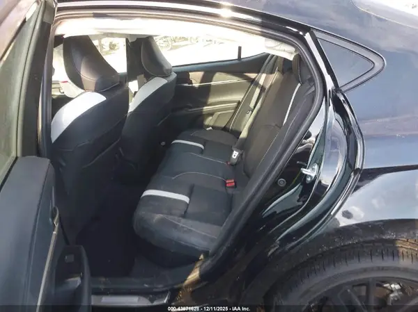 4T1DBADK7TU040243 2026 TOYOTA CAMRY - Image 8