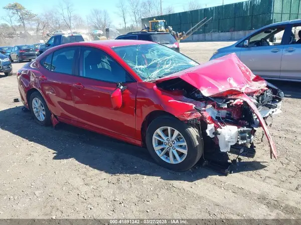 4T1DBADK8SU004060 2025 TOYOTA CAMRY - Image 1