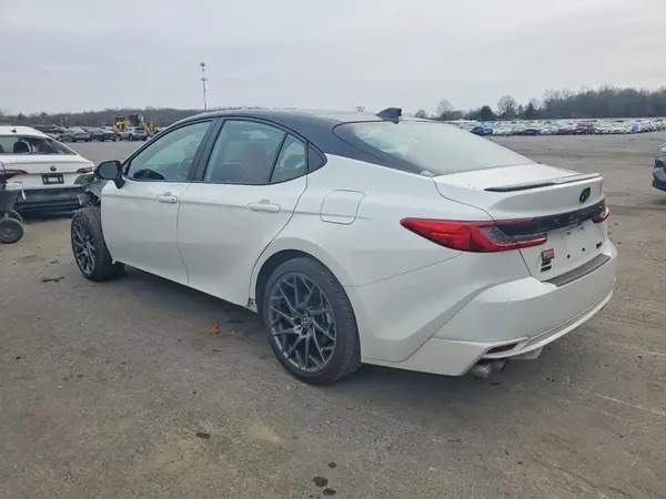 4T1DBADK8SU007184 2025 TOYOTA CAMRY - Image 2