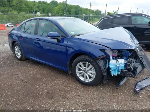 4T1DBADK8SU025572 2025 TOYOTA CAMRY - Image 1