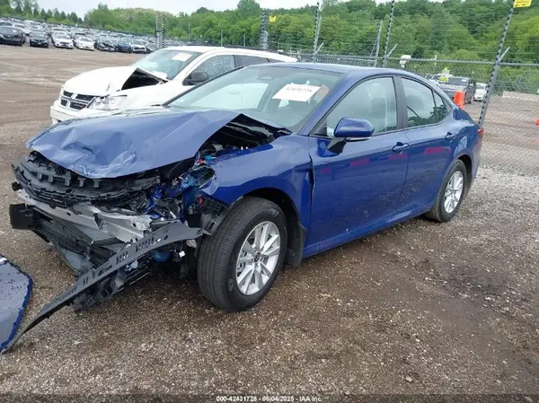 4T1DBADK8SU025572 2025 TOYOTA CAMRY - Image 2
