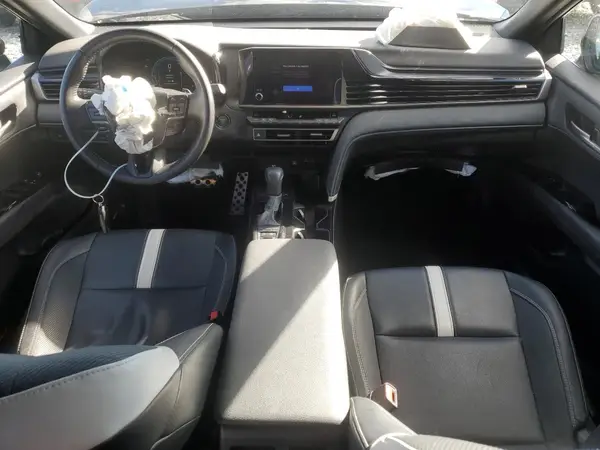 4T1DBADK8SU504266 2025 TOYOTA CAMRY - Image 8