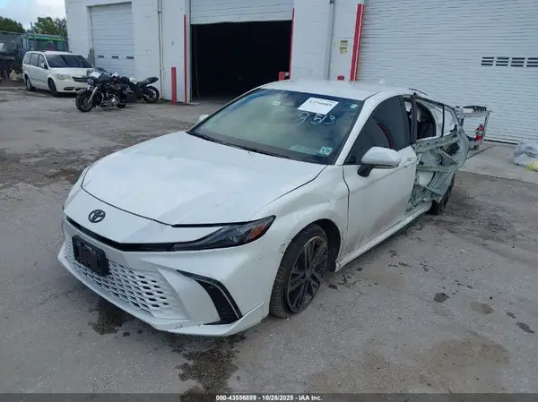 4T1DBADK8SU508513 2025 TOYOTA CAMRY - Image 2