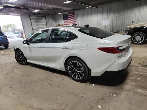 4T1DBADK8SU512125 2025 TOYOTA CAMRY - Image 2