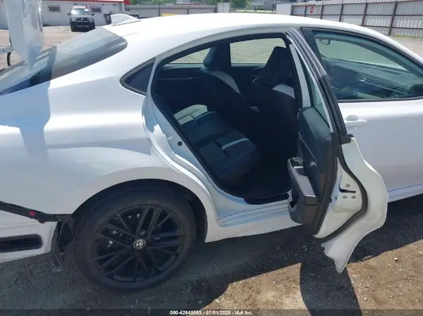 4T1DBADK8SU512528 2025 TOYOTA CAMRY - Image 8