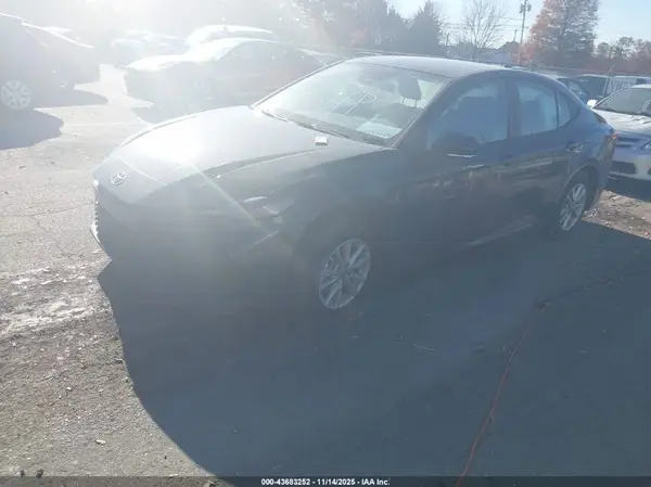4T1DBADK8SU525649 2025 TOYOTA CAMRY - Image 2