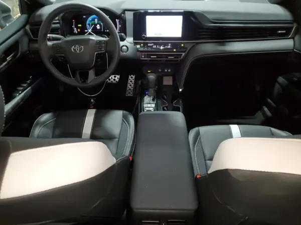 4T1DBADK8SU530396 2025 TOYOTA CAMRY - Image 8