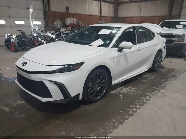 4T1DBADK8SU535601 2025 TOYOTA CAMRY - Image 2