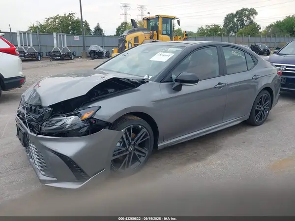 4T1DBADK8SU538711 2025 TOYOTA CAMRY - Image 2