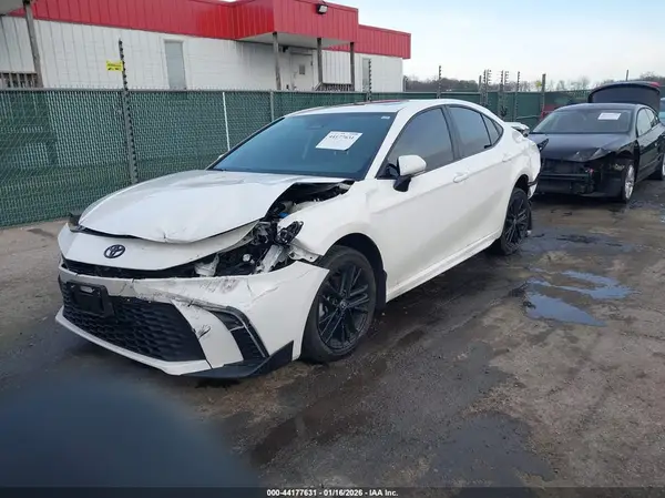 4T1DBADK9SU019120 2025 TOYOTA CAMRY - Image 2