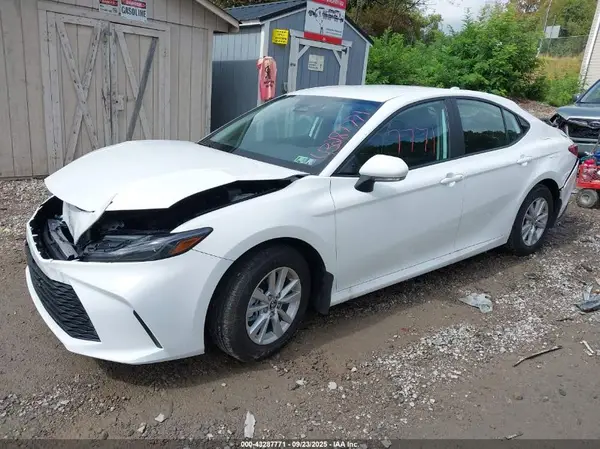4T1DBADK9SU031400 2025 TOYOTA CAMRY - Image 2