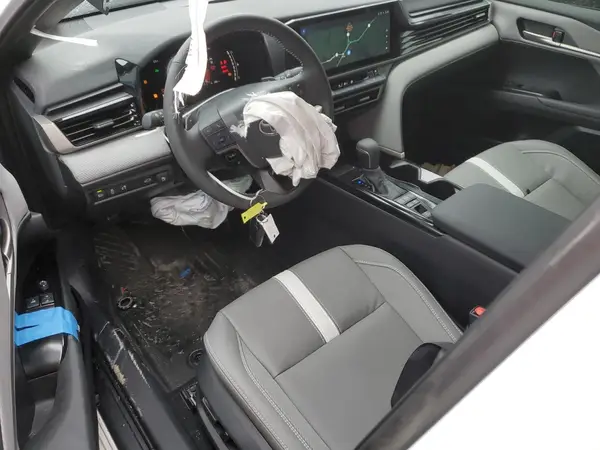 4T1DBADK9SU512604 2025 TOYOTA CAMRY - Image 8