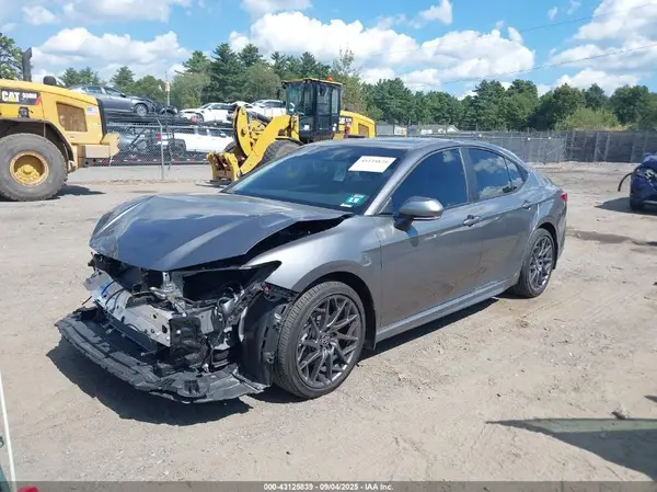4T1DBADK9SU528124 2025 TOYOTA CAMRY - Image 2