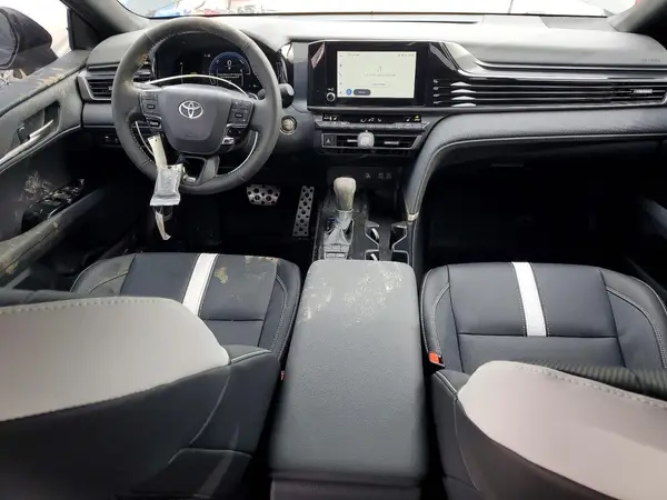 4T1DBADK9TU044584 2026 TOYOTA CAMRY - Image 8