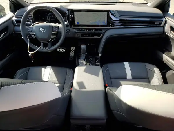4T1DBADK9TU046870 2026 TOYOTA CAMRY - Image 8