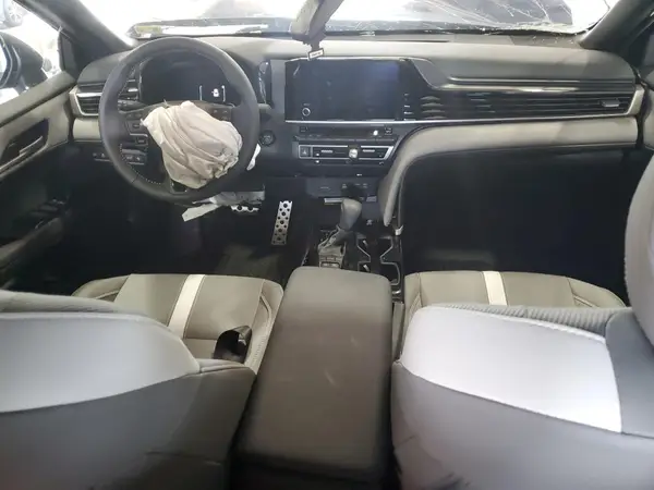 4T1DBADKXSU000575 2025 TOYOTA CAMRY - Image 8