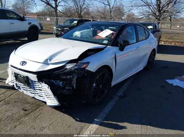 4T1DBADKXSU007218 2025 TOYOTA CAMRY - Image 2
