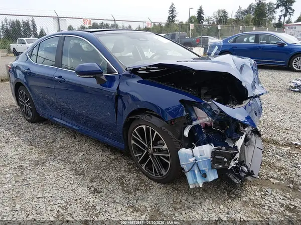 4T1DBADKXSU015013 2025 TOYOTA CAMRY - Image 1
