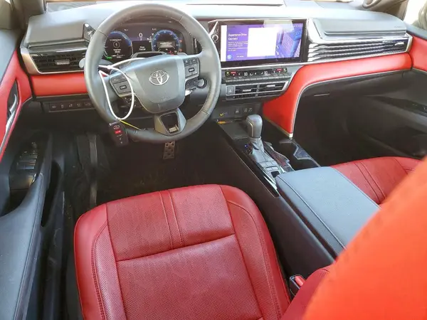 4T1DBADKXSU018512 2025 TOYOTA CAMRY - Image 8
