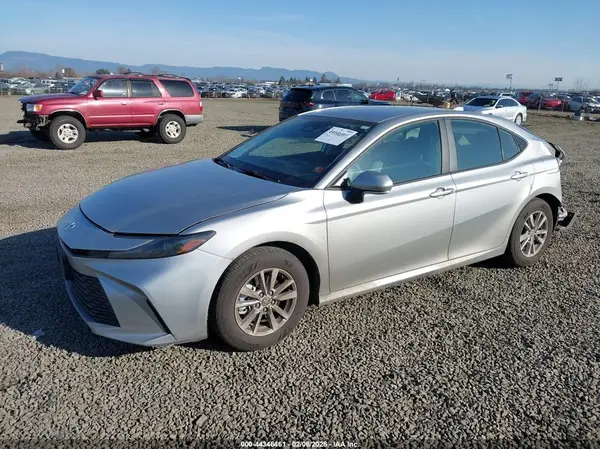 4T1DBADKXSU029851 2025 TOYOTA CAMRY - Image 2