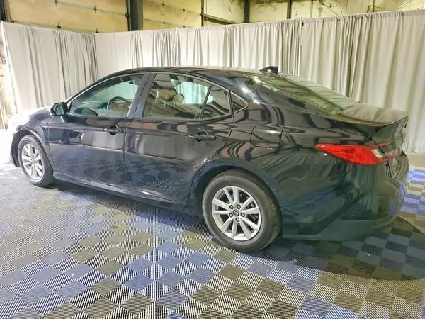 4T1DBADKXSU500252 2025 TOYOTA CAMRY - Image 2